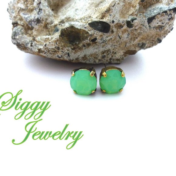 Mint Beryl Green Opal Crystal Stud Earrings, 10mm - Picture 5 of 7